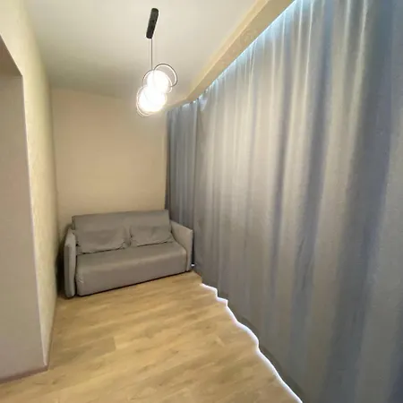 Atlant Luxury Big Family Perlina Apart On Golovna Поряд З Тц Депот 切尔诺夫策 外观 照片