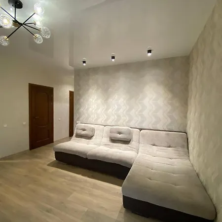 Atlant Luxury Big Family Perlina Apart On Golovna Поряд З Тц Депот 切尔诺夫策 外观 照片