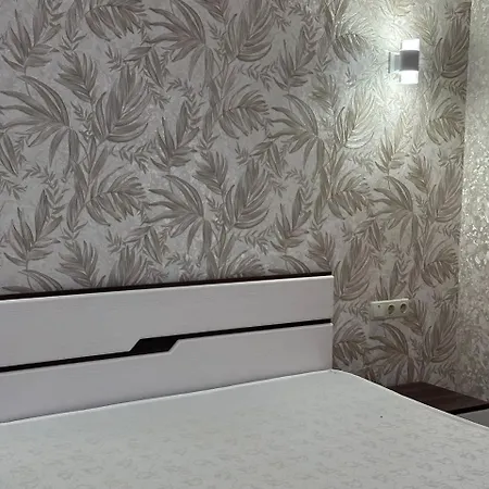 Atlant Luxury Big Family Perlina Apart On Golovna Поряд З Тц Депот 切尔诺夫策 外观 照片