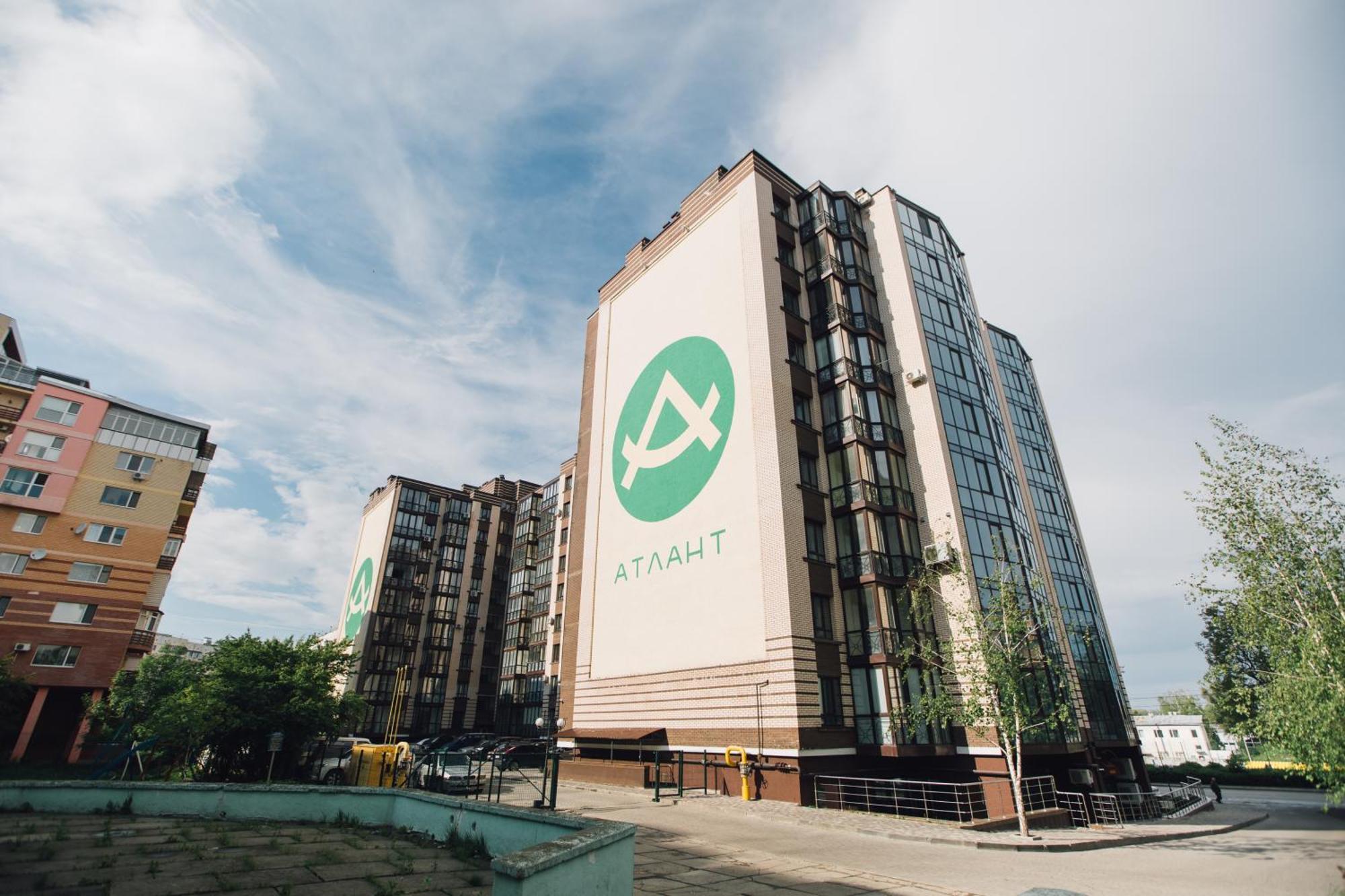 Atlant Luxury: Family-friendly Perlina On Golovna Apartment Chernivtsi