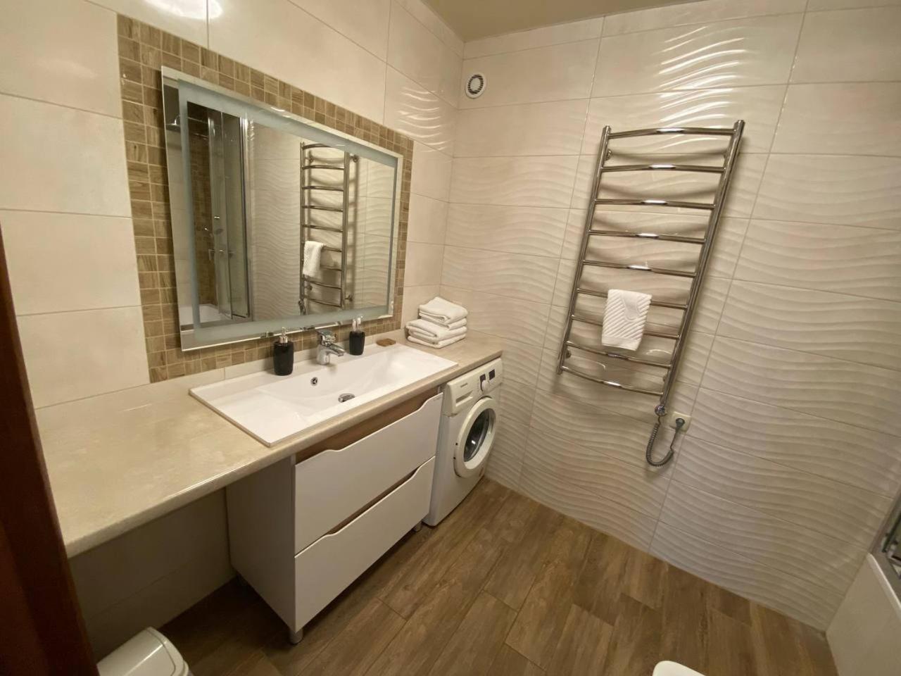 Atlant Luxury: Family-friendly Perlina On Golovna