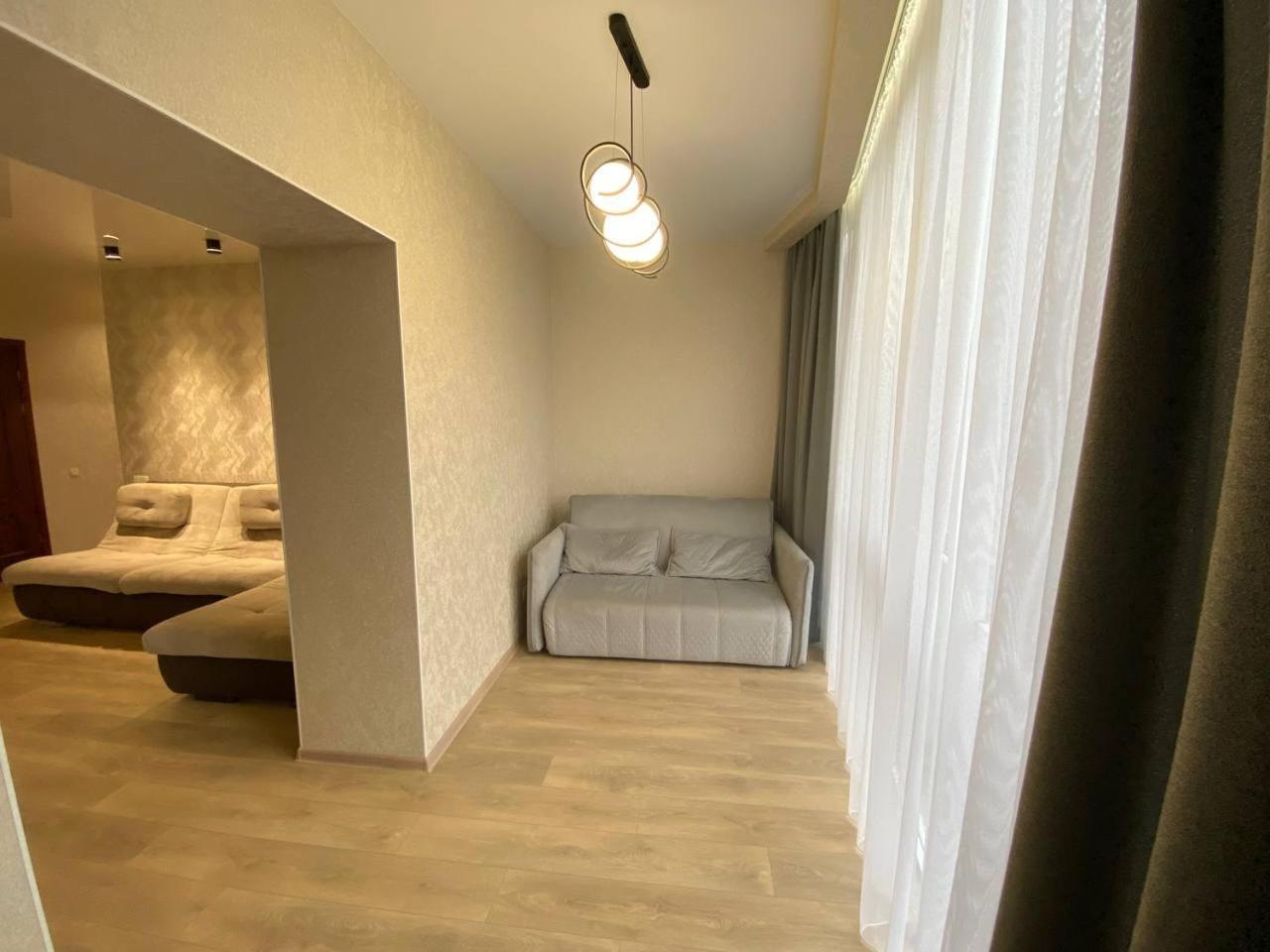 Atlant Luxury: Family-friendly Perlina On Golovna * Chernivtsi