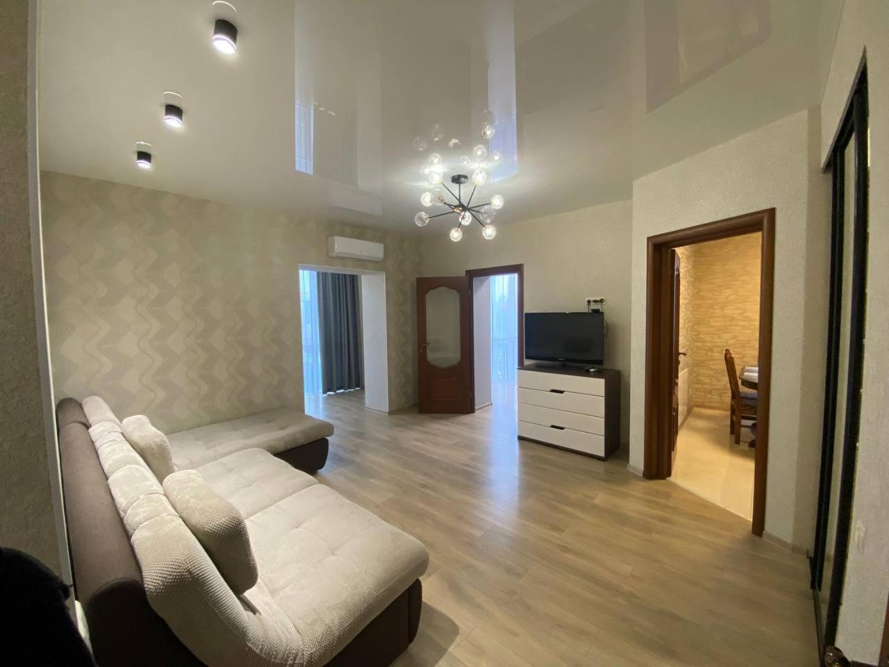 Apartment Atlant Luxury: Family-friendly Perlina On Golovna