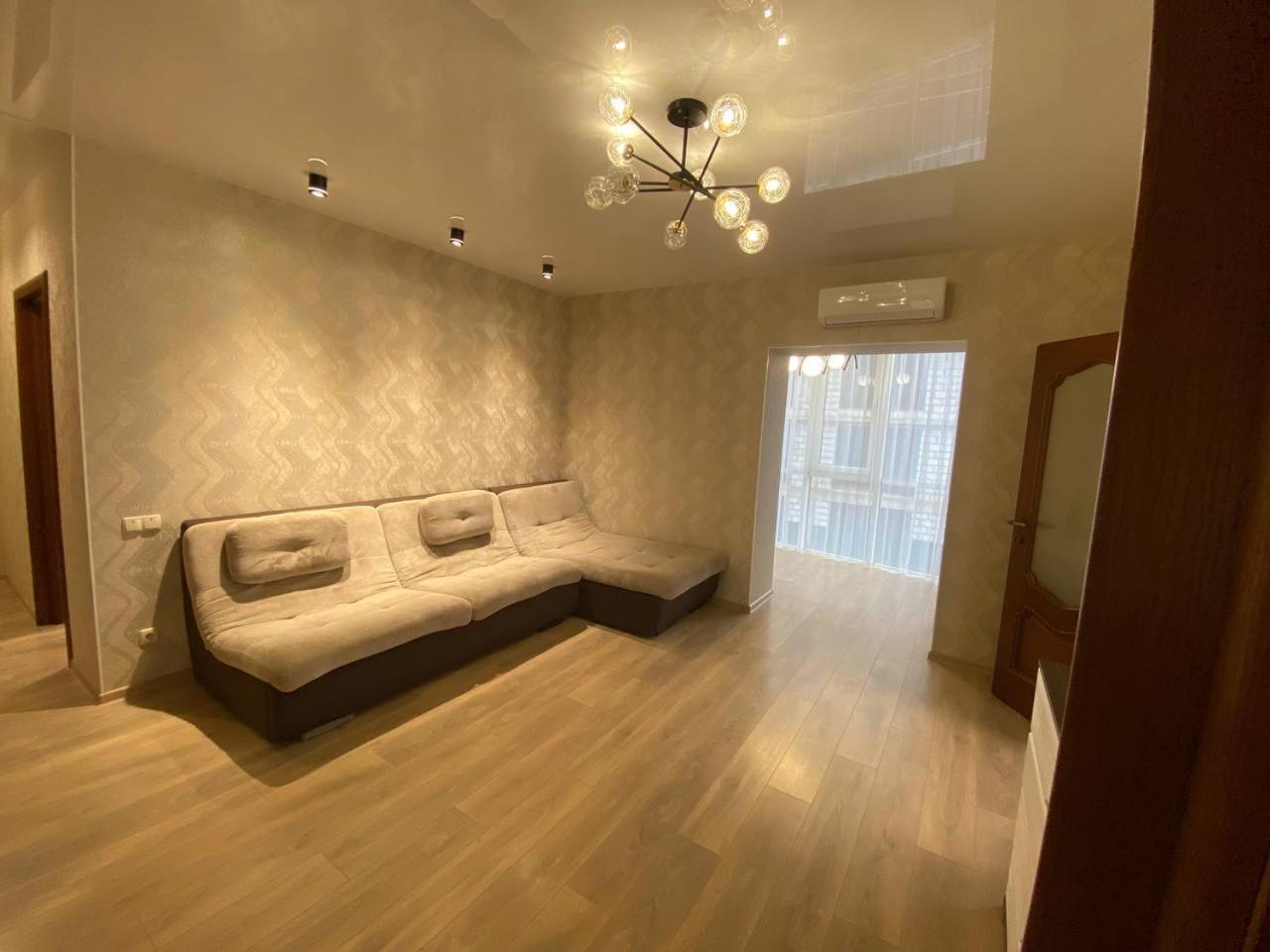 Atlant Luxury: Family-friendly Perlina On Golovna Chernivtsi